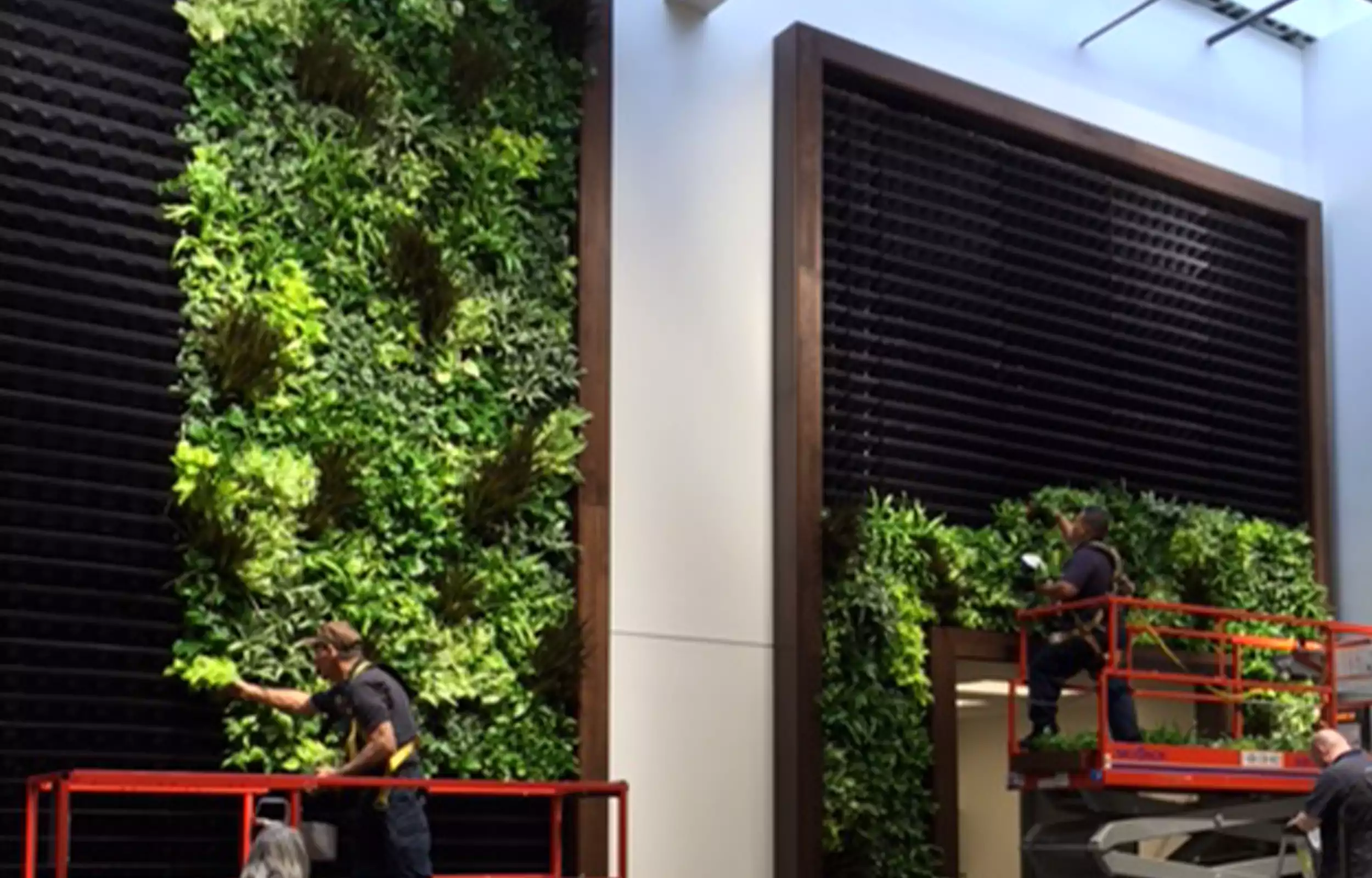 aar corporation green wall