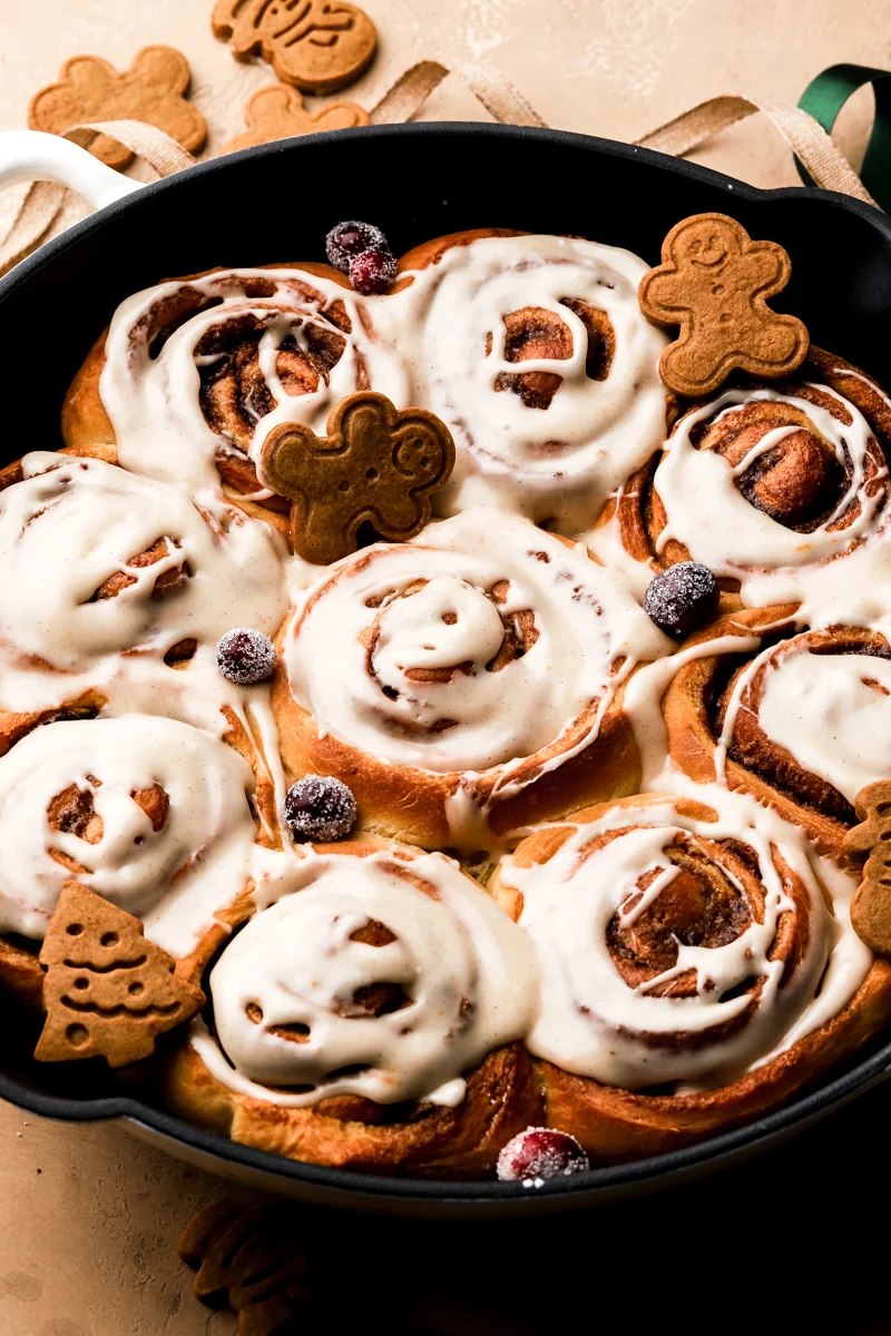 holiday scenting cinnamon gingerbread