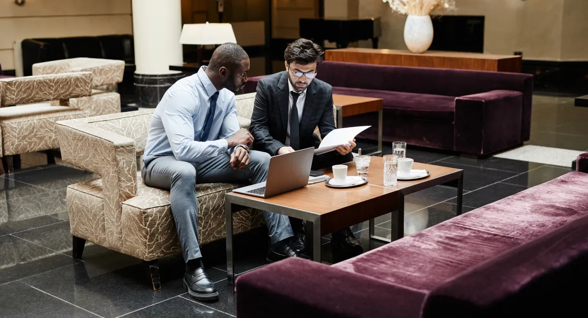 image-banner-stock-business-meeting-in-hotel-1326153665.webp