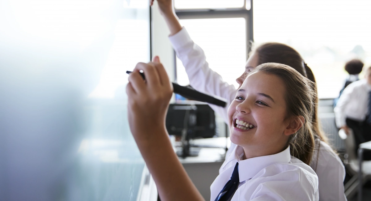 image-banner-stock-female-high-school-students-wearing-uniform-using-1047619984.webp
