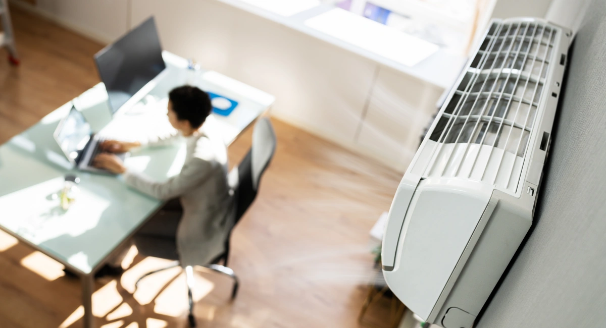 image-banner-stock-air-conditioner-in-office--heating-1311977472.webp