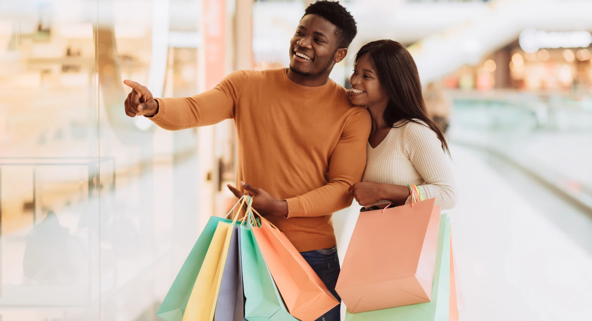 image-banner-stock-portrait-of-black-couple-with-shopping-bags-1370431940.webp