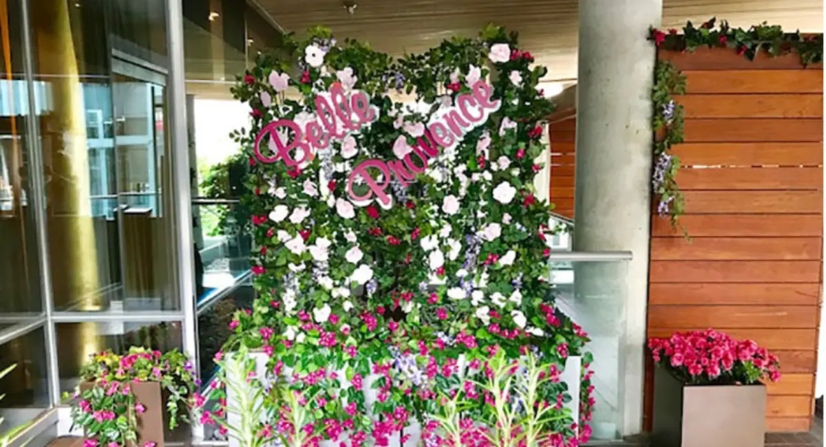 Large Bloom Floral